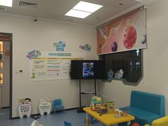 -极橙儿童齿科矫正中心(奥城店)