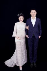 点击看大图 -十孕纪高端孕妇亲子摄影