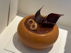 榛爱-潮一不贰·法式甜品·生日蛋糕·西式简餐(外滩店)