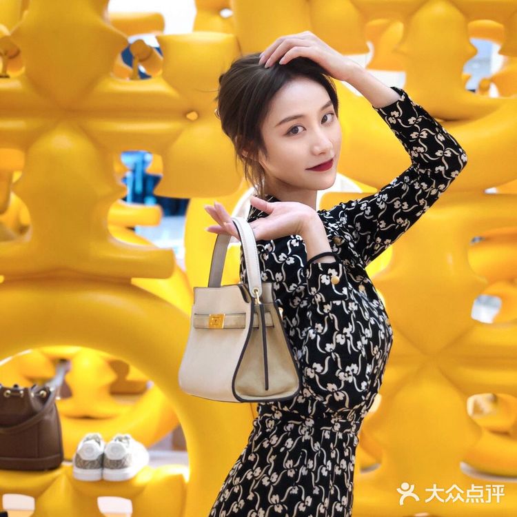 Tory Burch限时快闪店|体验独特设计美