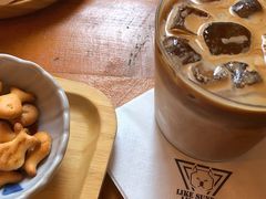 香蕉拿铁-餐酒吧Com-ing Bar(上海路店)