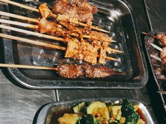 -马路牙子烧烤音乐酒馆(望京店)