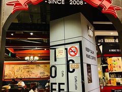 -西西弗书店&矢量咖啡(凯德晶萃广场店)