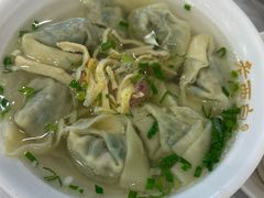 荠菜鲜肉三丝馄饨-老西白点心店