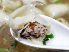 香菇鲜肉馄饨-老上海馄饨铺(浙江中路店)