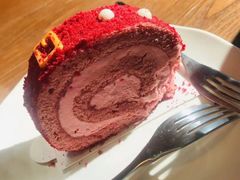 草莓红丝绒卷-星巴克(北京广渠门名敦道店)