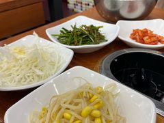 -蚂蚁家辣炒章鱼(海云台店)
