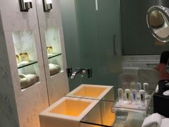 -上海滴水湖皇冠假日酒店