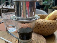 越南滴漏咖啡-Golden Lily河内巴黎法越料理餐厅(建国西路店)