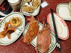 -四囍码头海鲜烧烤自助火锅(外滩南京东路悦荟广场店)