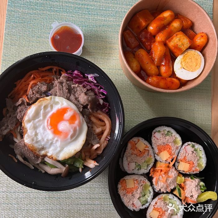 SURA韩国料理(胶州路店)金枪鱼紫菜包饭图片