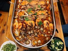 -老东镇啤酒屋海鲜加工·蒸汽海鲜·海鲜烧烤(台东店)