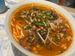 -粉八·云南米线·建水烧烤(常熟路店)