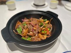 杭椒炒雪花牛肉-江南厨子(万象天地店)