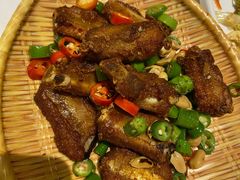 蒜香排骨-东门头·江鲜小馆(新天地店)