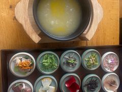 -桥香园过桥米线(国贸店)