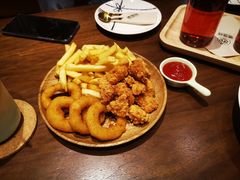 -ZING COFFEE 镜咖啡