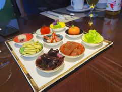 -江上荟·创意中国菜(绿地缤纷城店)