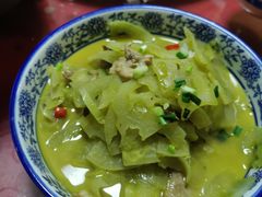 青番茄炒肉片-国生茶庄·地道农家菜团建活动