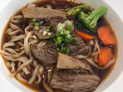 金牌红烧牛肉面-康师傅私房牛肉面(马泉营奥莱店)