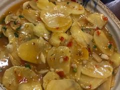 -黄桷树曹家私房菜(江与城店)