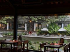 -喜洲吧·江畔老船厂·庭院餐厅(喜临院店)