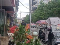 -锦庐道地川菜(来福士店)