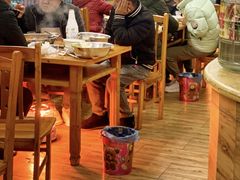 -苗伯妈酸汤火锅