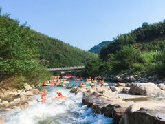 -雅鲁激流探险漂流