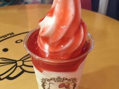 -Hello Kitty Cafe(弘大店)
