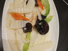 -五谷丰登农家院·地道胶东菜·海鲜烧烤(威海店)