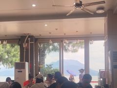 -鹏城人家海鲜酒家·23年老字号(较场尾店)