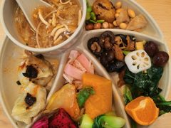 -素满香·全民食养自助(长宁龙之梦店)