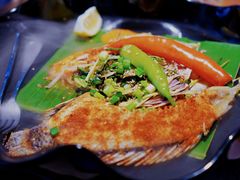 傣族香茅草烤鱼-雀舞云南菜(乐客城店)