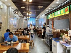 -穆彦华逍遥镇胡辣汤(岗坡路店)