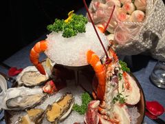 惠灵顿牛排-弦月窗LUNETTE BY AMANDA(复兴路店)