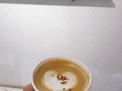 桂花拿铁-Cafe on warm(丹霞店)