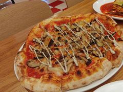 -城市大道红炉披萨烘焙坊