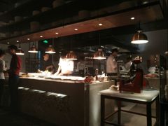 -恰餐厅及酒吧 CHAR Bar & Grill (北京丽都皇冠假日店)