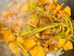 -小媳妇铁锅炖(安华街店)