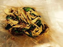 -清泉食杂店