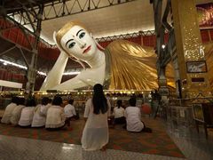 -ခြောက်ထပ်ကြီးရွှေသာလျောင်းဘုရားကြီး