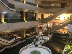 -广东大厦酒店(广州北京路步行街纪念堂地铁站店)