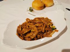 干炒牛河-稻香酒家·34年老字号·港式粤菜(汉街店)