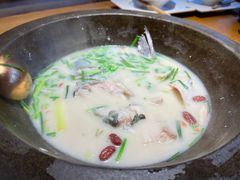 -咕嘟草帽鱼·牛奶一样的鲜鱼汤(天鹅湖万达广场店)