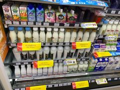 零售区-全家便利店(梅园路店)