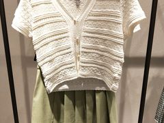 -URBAN REVIVO(七宝领展广场店)