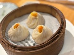 招牌蟹黄小笼包-花悦豆香