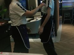 -必胜客(尹山湖歌林公园店)