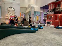 -奈尔宝·儿童乐园·亲子餐厅(华采天地店)